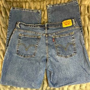 Levi Strauss 550 Relaxed Boot Cut Denim Jeans Size 16M Gently Worn FREE SHIPPING